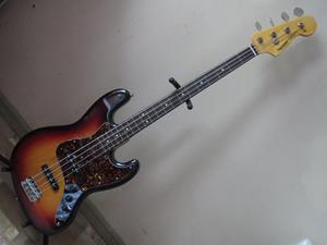 Fernandes Jazz Bass