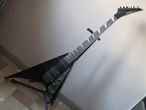Fernandes JS-100